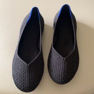 Black Honeycomb Rothys - The Flat